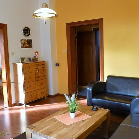 Mueritz - Apartmenthaus Zur Mueritz